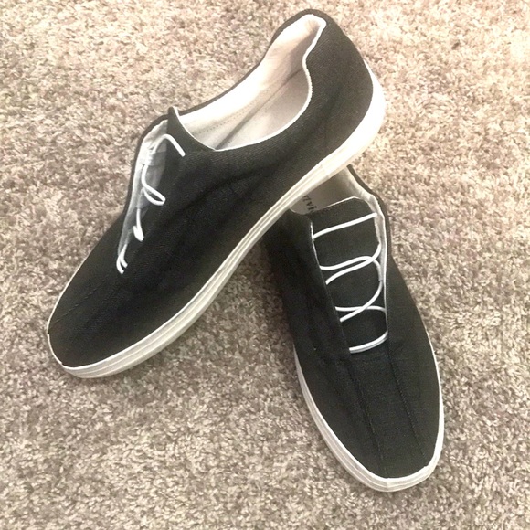 Comfort view black denim sneakers LIKE NEW size 12 - Picture 1 of 3